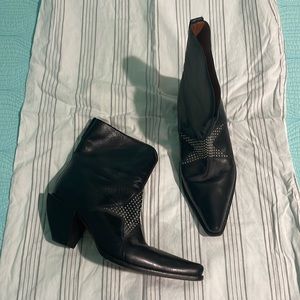 DONALD J. PLINER Cowboy Boots with Studded Stars - Made in Italy